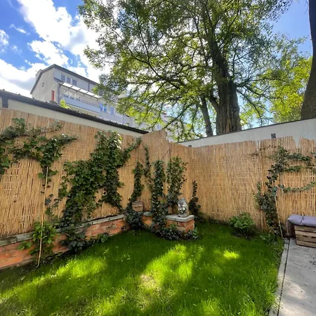 Daire Garden Place Varşova